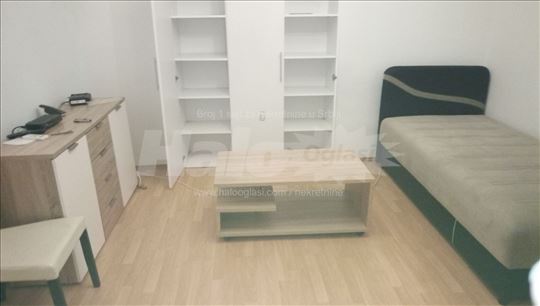 1.5 soban stan za izdavanje (40m2-suteren) 