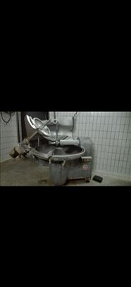 Kuter, ledomat, atmos pušnica