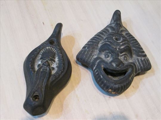 Dve antičke, keramičke uljane lampe