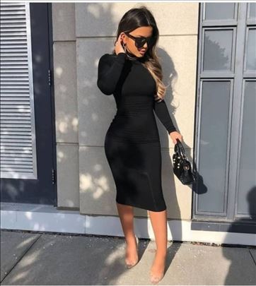 586) Prelepa haljina sa elastinom više boja