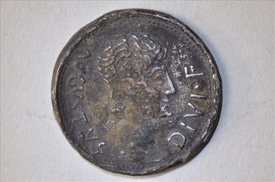 Rim cistoforus imperatora Avgusta