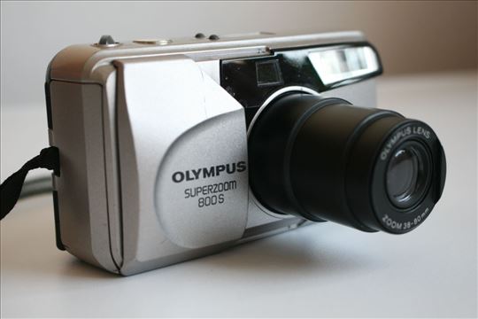 Olympus superzoom AF 800S