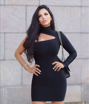 591) Prelepa haljina sa elastinom više boja