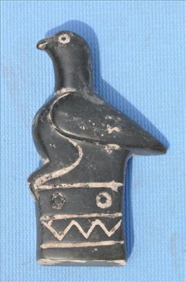 Keltska ptica, poludragi kamen