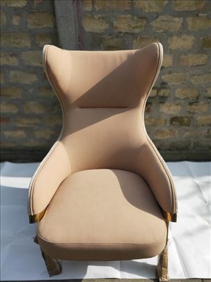 Moderna stolica