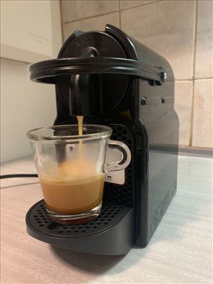 Nespresso DeLonghi aparat za kafu - extra