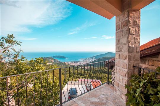 Villa Ladera - bazen, pogled more, parking