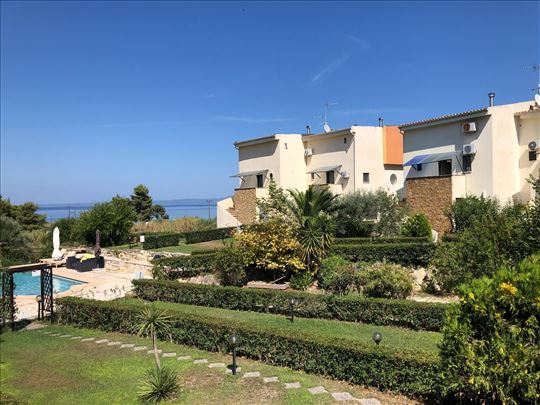 Grčka, Hanioti, Vila Pavlos 2 - 3 lux apartmana