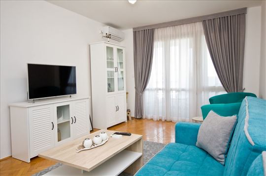 Crna Gora, Bar, apartman