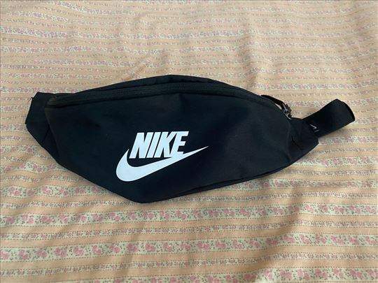 Nike torbica nova