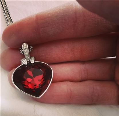 Swarovski ogrlica