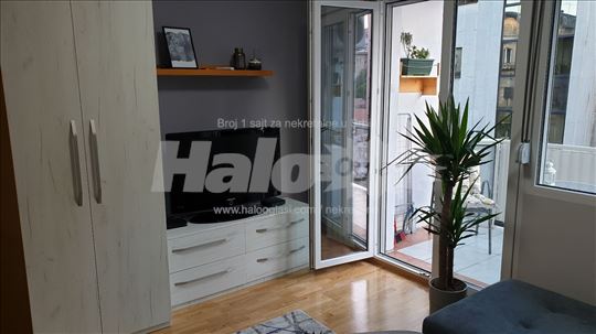 Svetogorska, prijatna i opremljena garsonjera