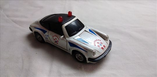 Autic Mc toy Porsche 1:36(11 cm. )sa frikcionim mo