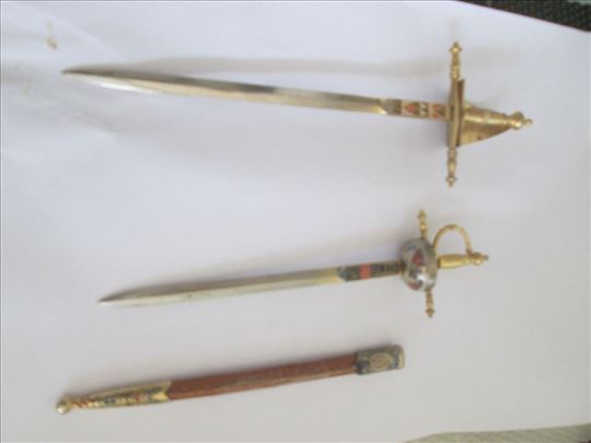ParToledo ukrasnih mačeva 