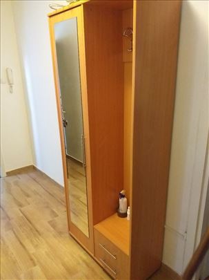 Orman za hodnik čiviluk