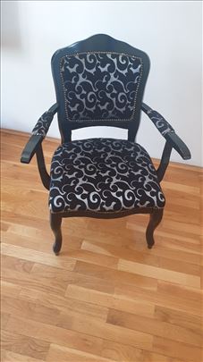 Salonska polufotelja