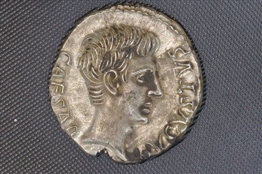 Rim, denar Augusta