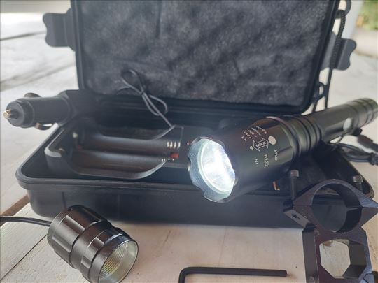 T6 baterijska led lampa 20 cm + nosac za pusku