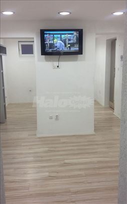 CENTAR, Stari grad, dvosoban, sređen