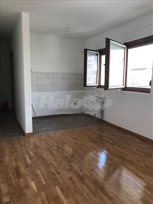 Nov Uknjižen Stan 25m2 Batajnica Stevana Dubajića