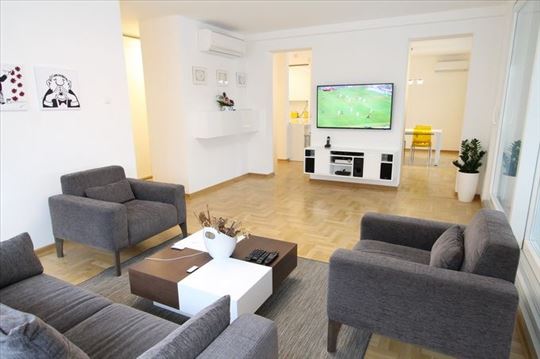 Lux 3.0 stan,2 garažna mesta,Vračar,ID 6771