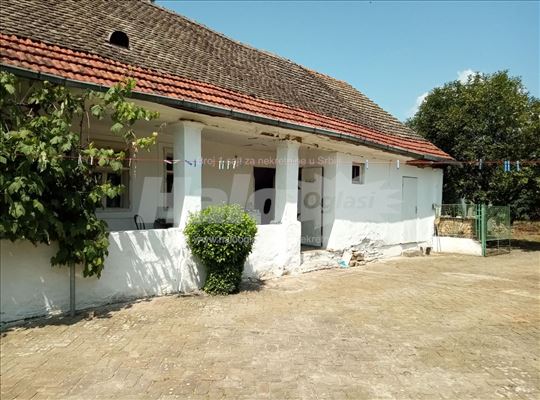 Prodaje se kuća u Ratkovu