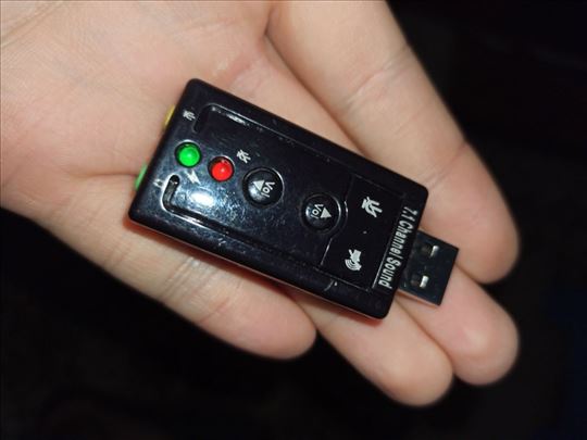 Zvučna kartica USB sa 4 tastera za kontrolu zvuka 