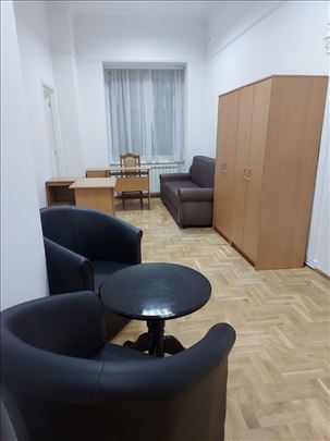 Poslovni prostor, Dečanska, 62 m2, 400 €