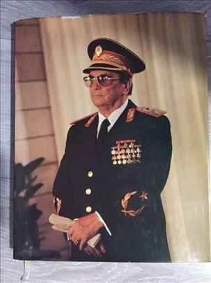  Tito vrhovni komandant