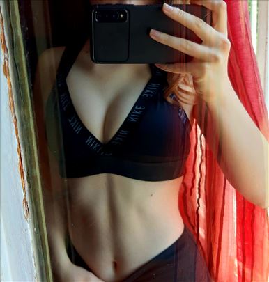 Nike Crop Top