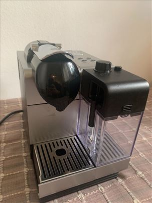 Deloghi nespresso aparat za kafu