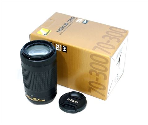 Nikon 70-300mm f/4.5-6.3 AF-P VR - novo