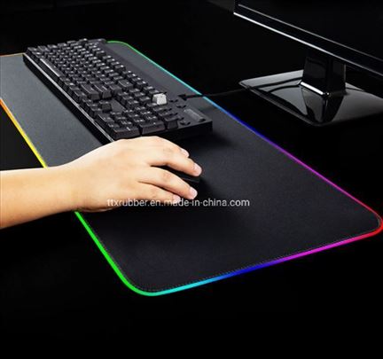 RGB podloga za misa, tastature