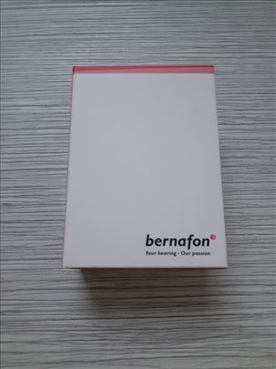 BTE (zaušni) slušni aparat Bernafon WIN 102