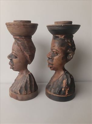 Dve drvene skulpture duborez Afrika svecnjak 