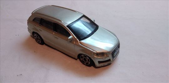Burago Audi Q7, 1:43, China,tockovi nisu original,