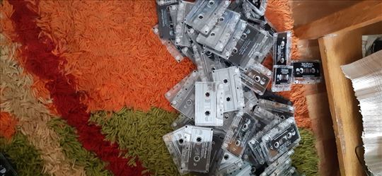 Nove kasete narodne muzike 30dinkomad