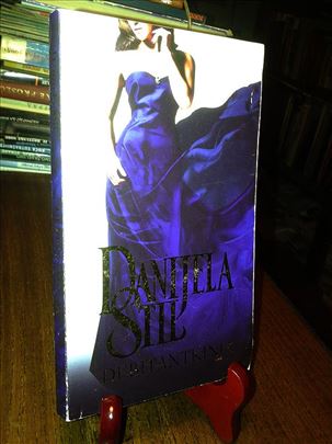 Debitantkinja - Danijela Stil