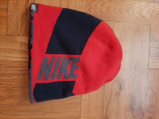 Nike zimska kapa