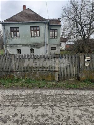 Prodaja seoskog domacinstva u Dragovu