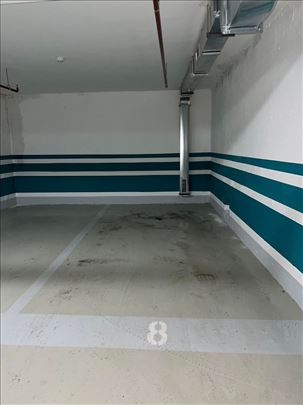 Izdaje se parking mesto u garaži
