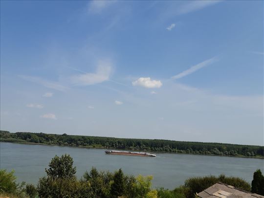 Nov cetvorisoban 85m2 sa pogledom na Dunav