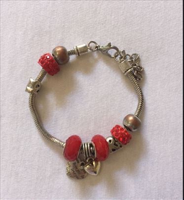 Narukvica sa dva srca