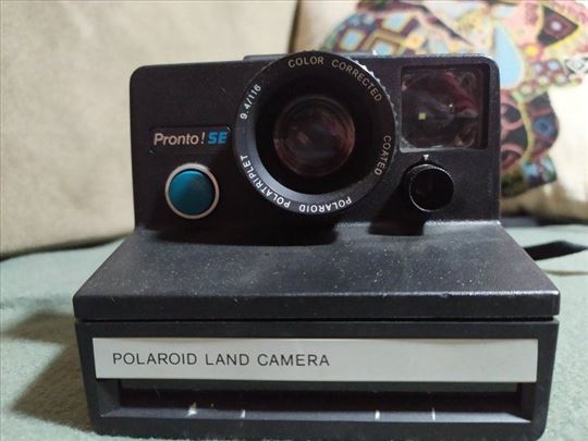 Pronto SE polaroid land camera