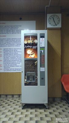 Samouslužni Vending aparat-automat za kafu i tople