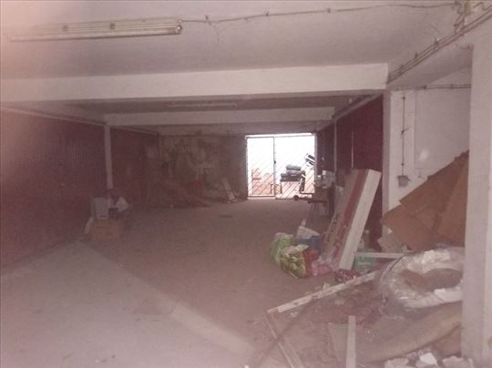 Garaža 18 m2 u Petra Drapšina