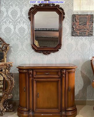 Barokna komoda i ogledalo u duborezu