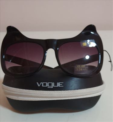 Vogue-mochino-pakovanje naocara za 1 cenu