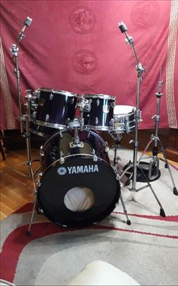 Bubnjevi Yamaha Stage Custom