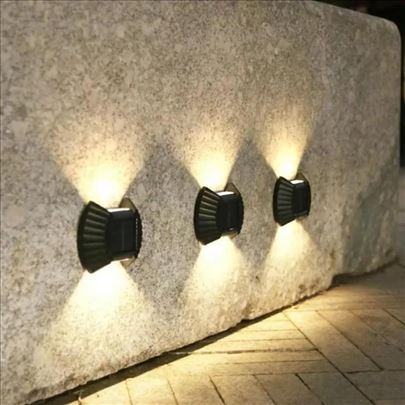 Solarna zidna lampa - obostrano osvetljavanje
